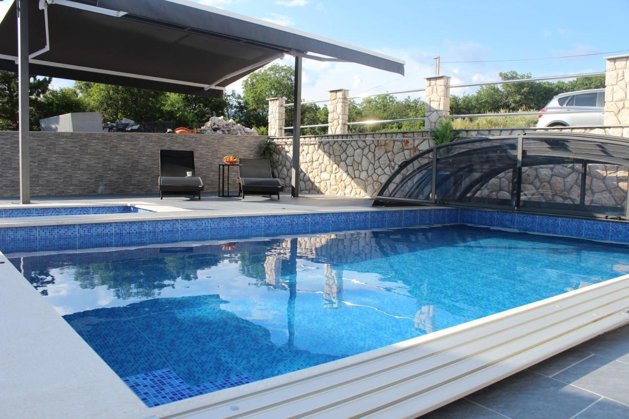 Villa Buba **** Novi Vinodolski Luaran gambar